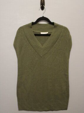 Ricki's Sleeveless Cardigan